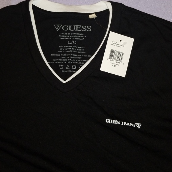 Guess - Picture 1 of 3